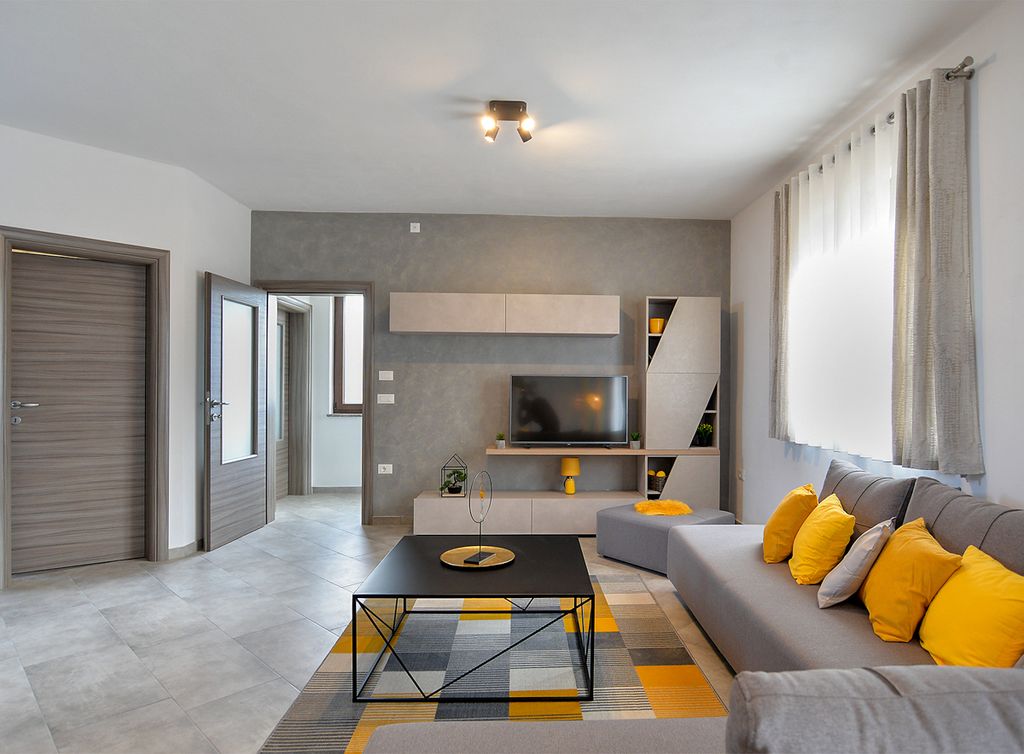 Villa Dinja Istria Olivers Travels 02