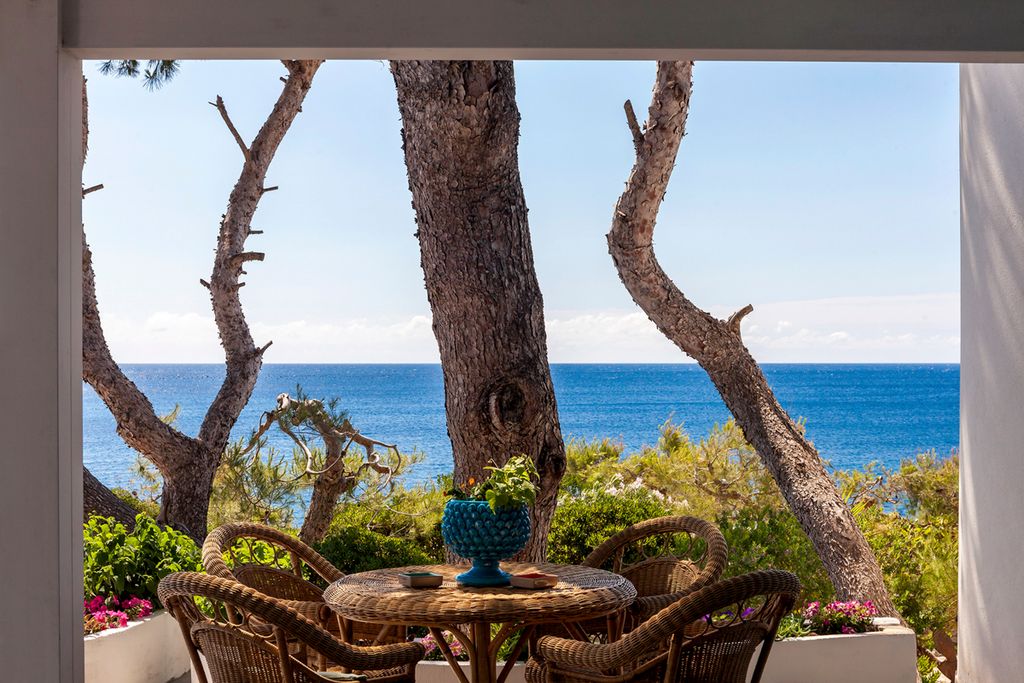 Marsa Cortina Puglia Olivers Travels2