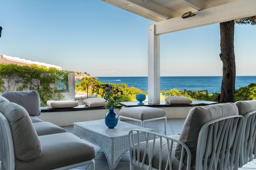 Marsa Cortina Puglia Olivers Travels5