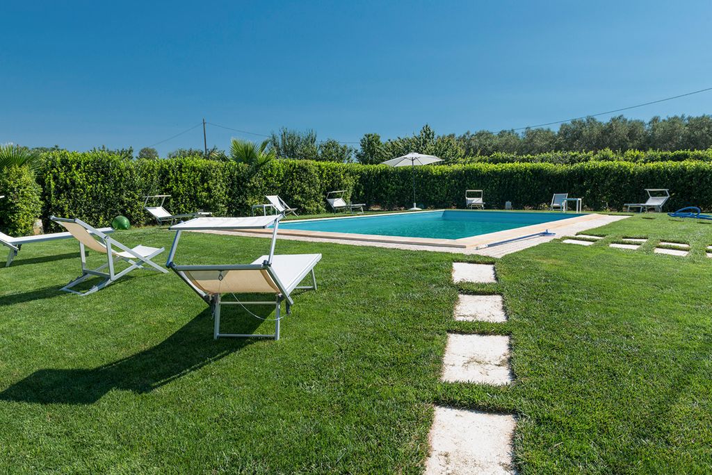 Villa Bianca Puglia Olivers Travels 1