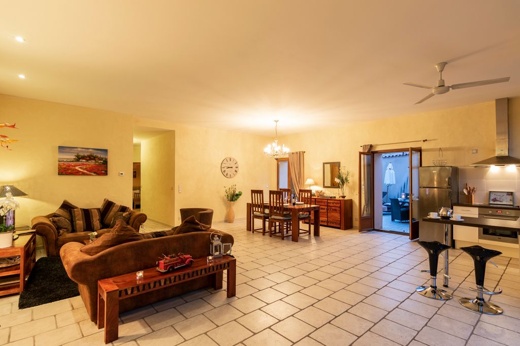 Cottage du Vin Midi Pyrenees Olivers Travels11