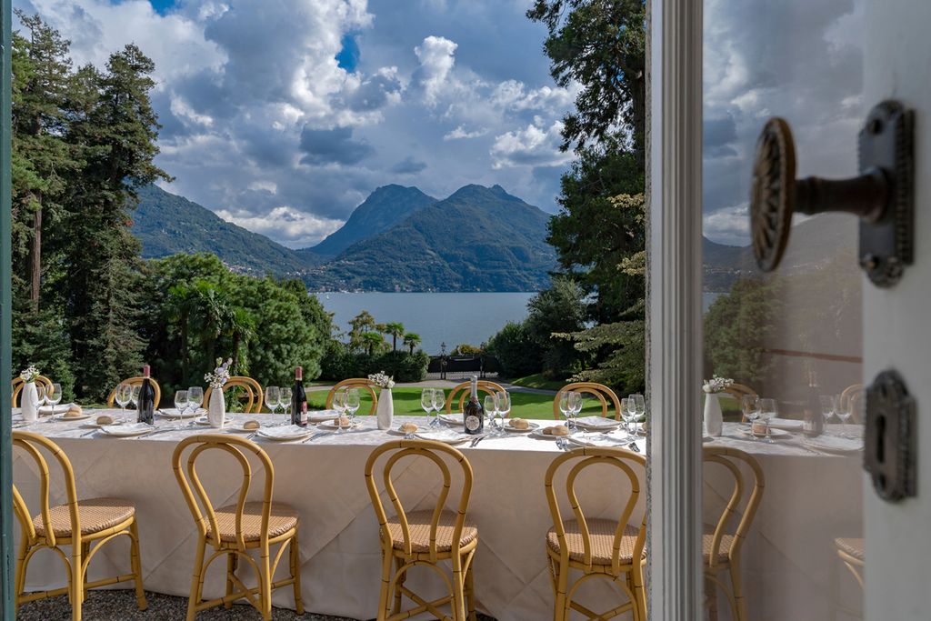 Villa Molvedo Italian Lakes Olivers Travels2