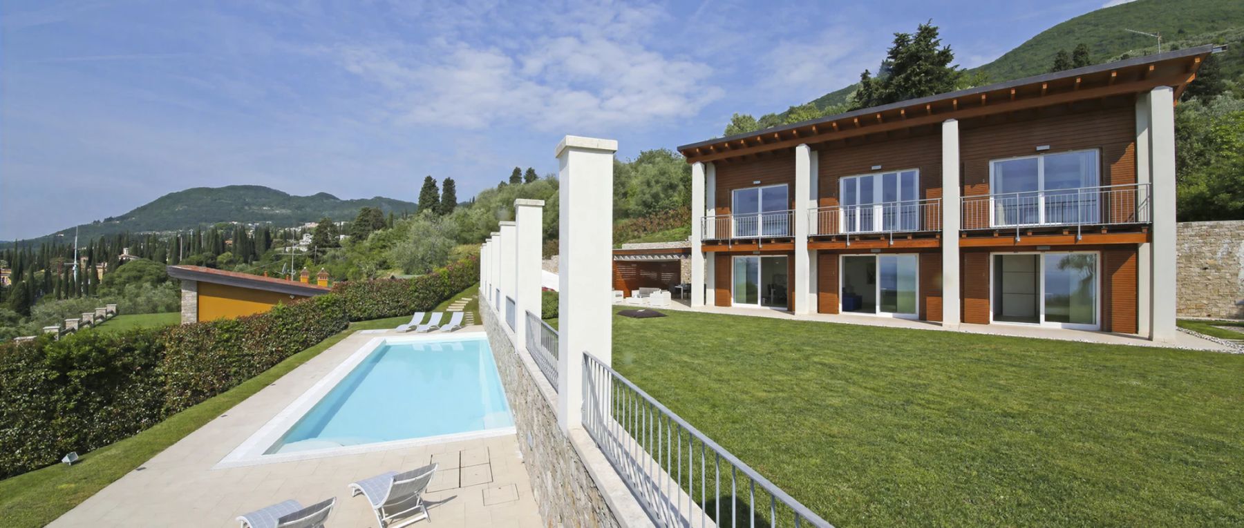 001 casa delle arche northern italy olivers travels desktop center