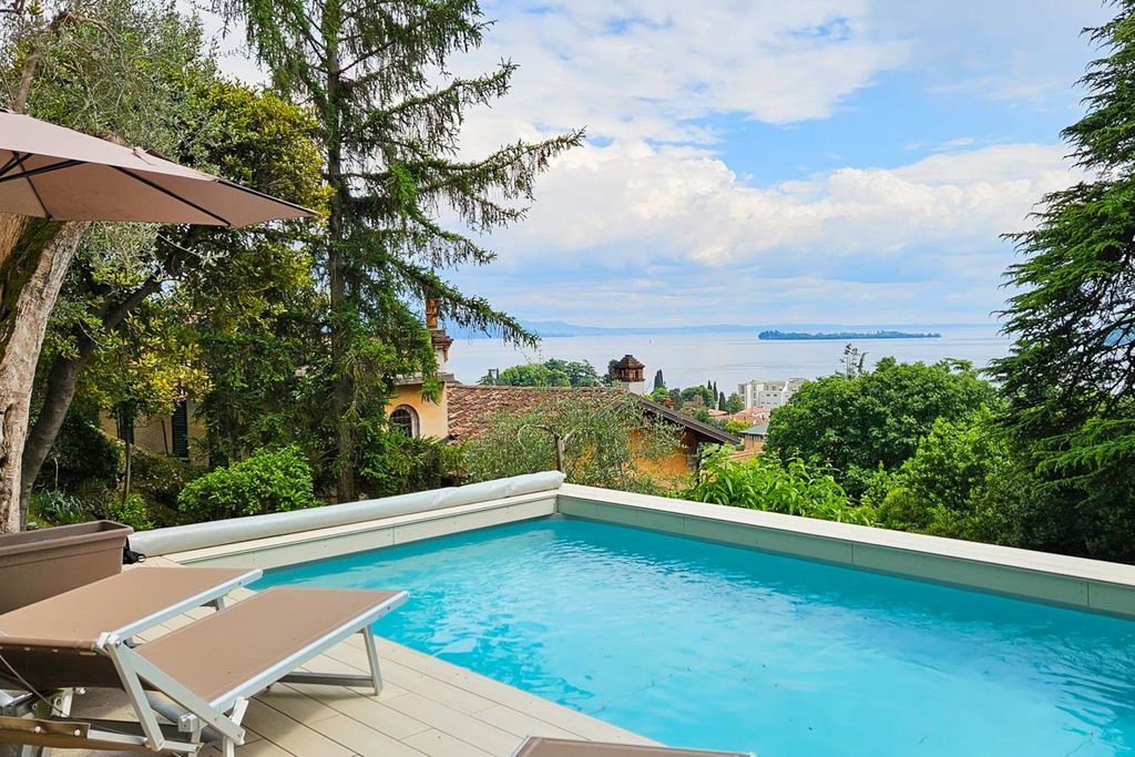 Casa Bougainvillea Italian Lakes Olivers Travel 2