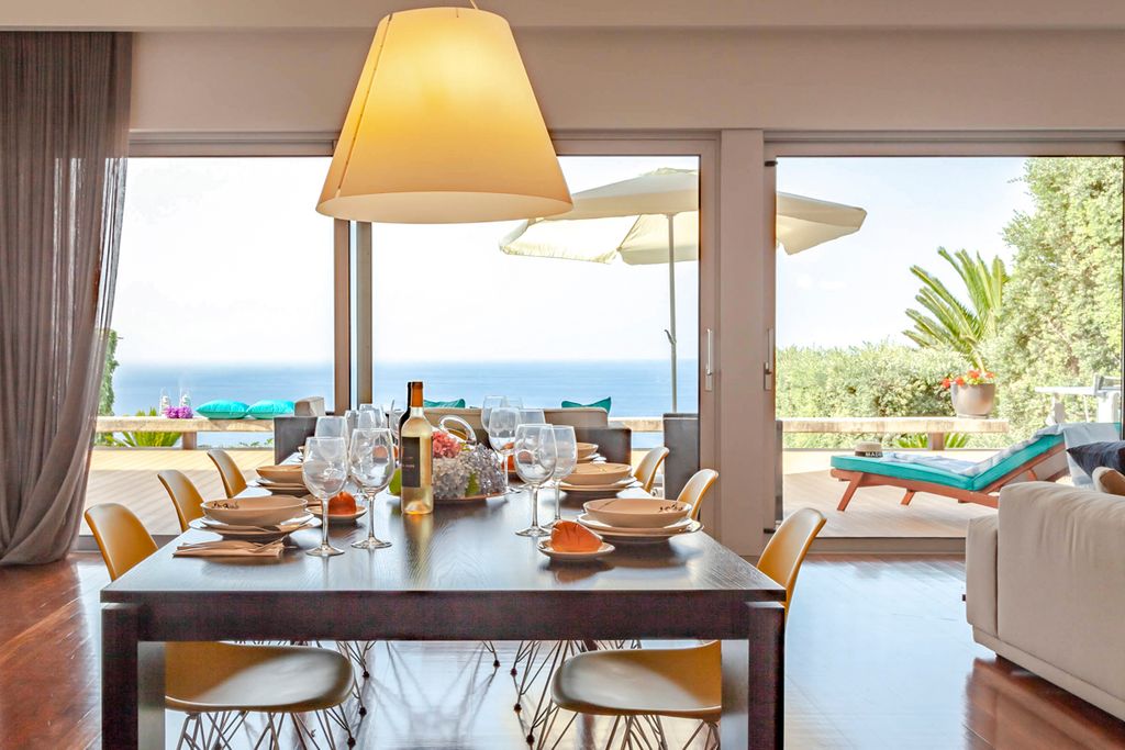 Villa Ocinac Funchal Olivers Travels  4  01