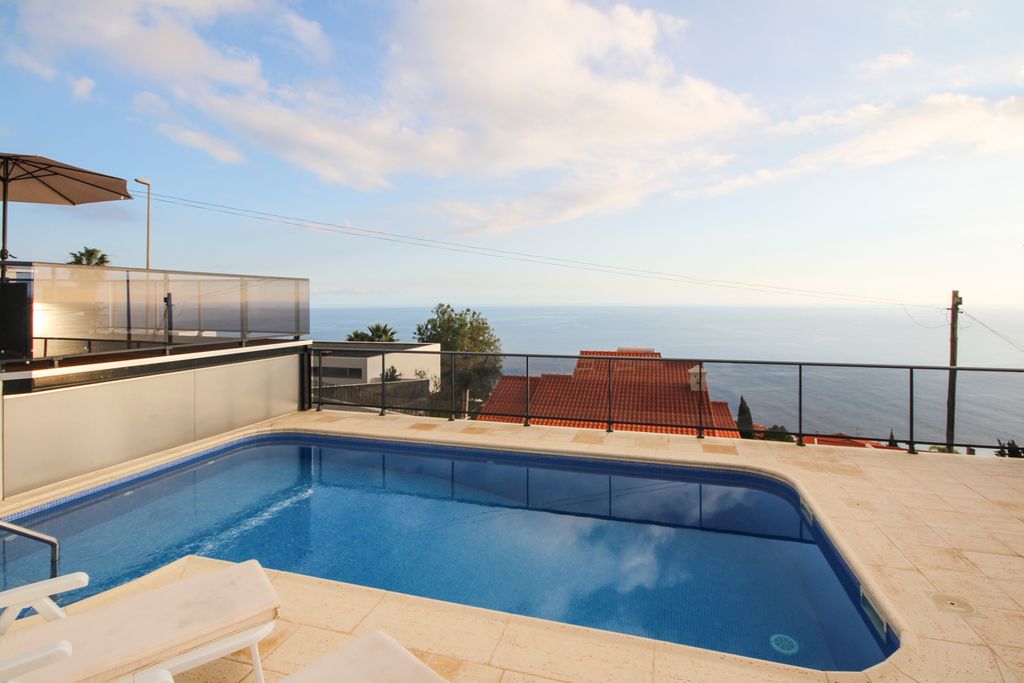 Casa Brandao Funchal Olivers Travels 2