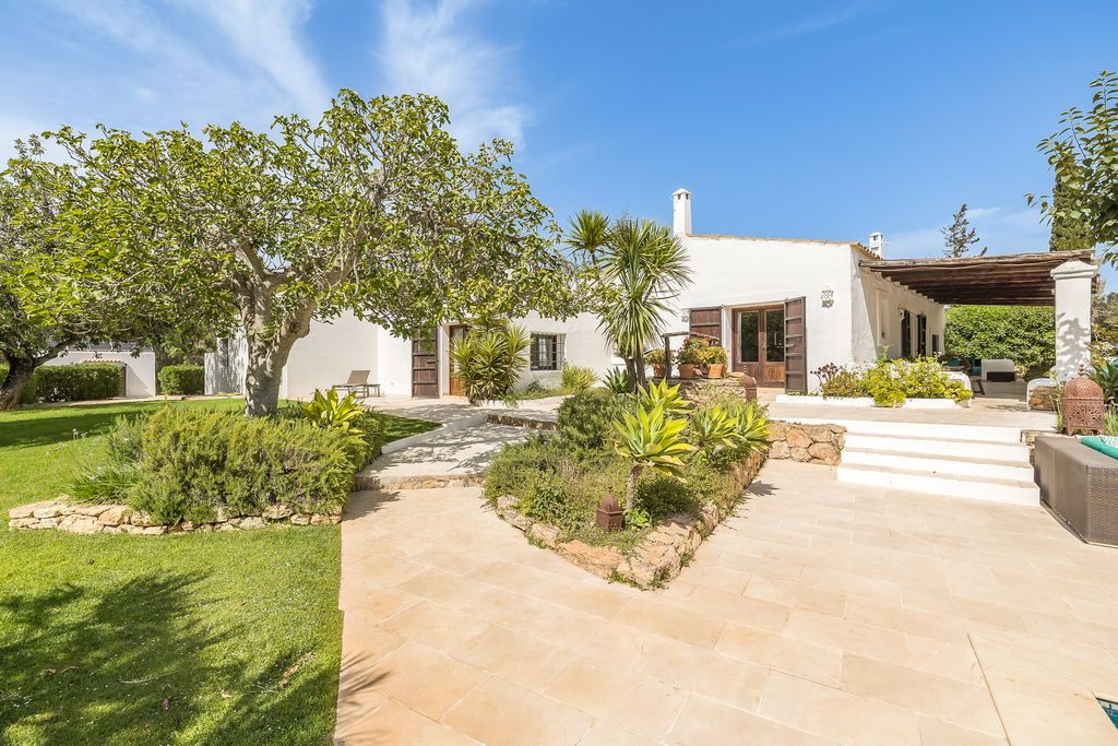 Casa Sardana Ibiza Olivers Travels 002