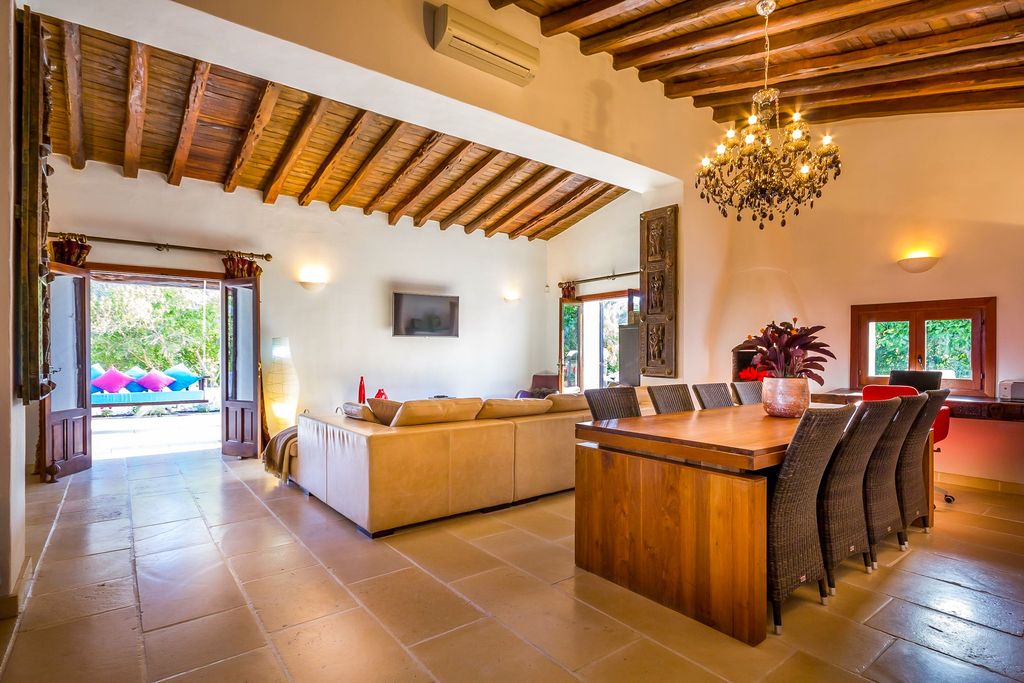 Casa Sardana Ibiza Olivers Travels 004