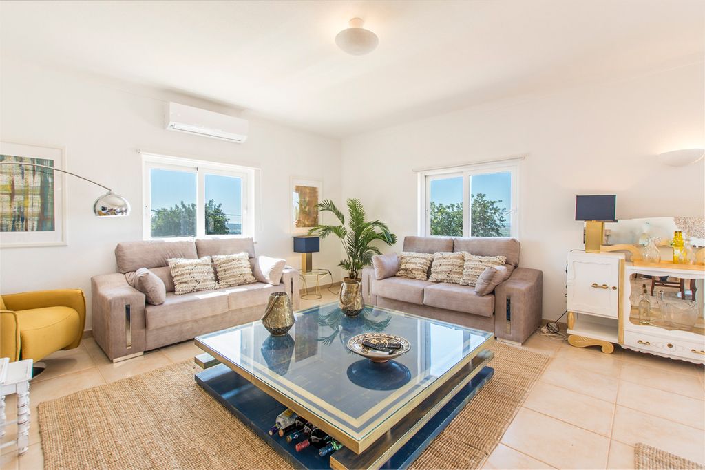 Villa Irisa Albufeira Olivers Travels3