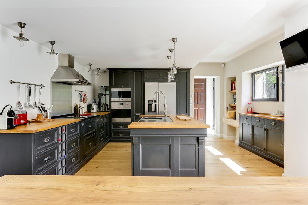 Sens et Nature Provence Olivers Travels 4