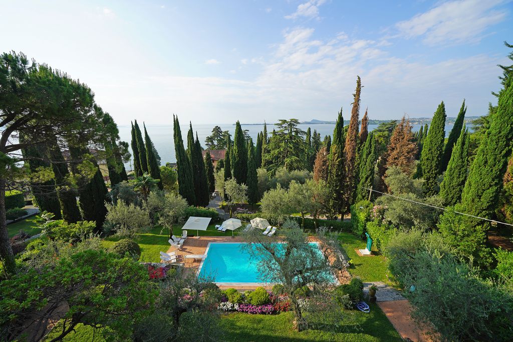 Villa dei Cipressi Italian Lakes Olivers Travels 2