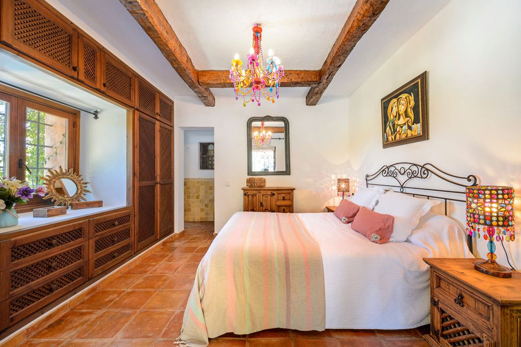 Villa Jengibre Ibiza Olivers Travels3