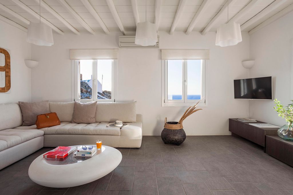 Villa Louros Mykonos Olivers Travels3