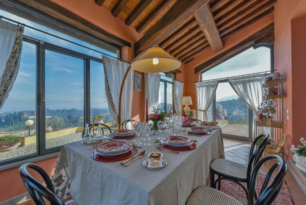 Villa Topazio Tuscany Olivers Travels5