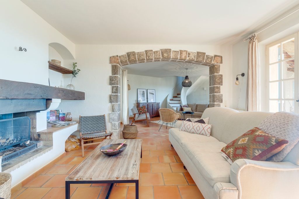Le Sud French Riviera Olivers Travels 3