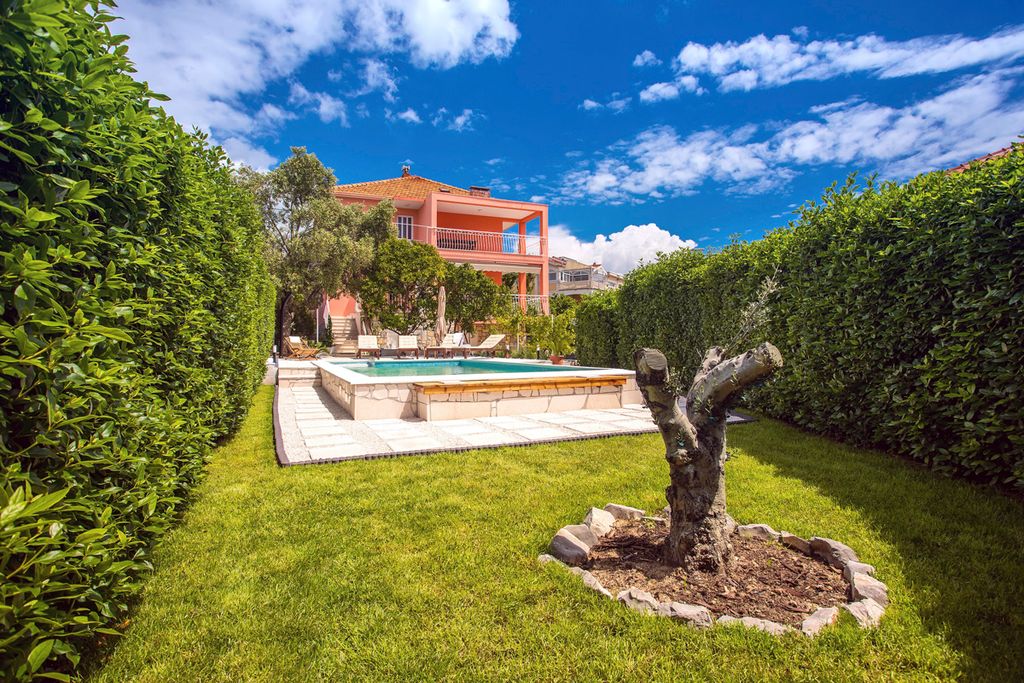 Villa Molim Dalmatia Olivers Travels10