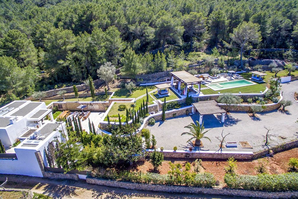 Villa Sauce Ibiza Olivers Travels 3