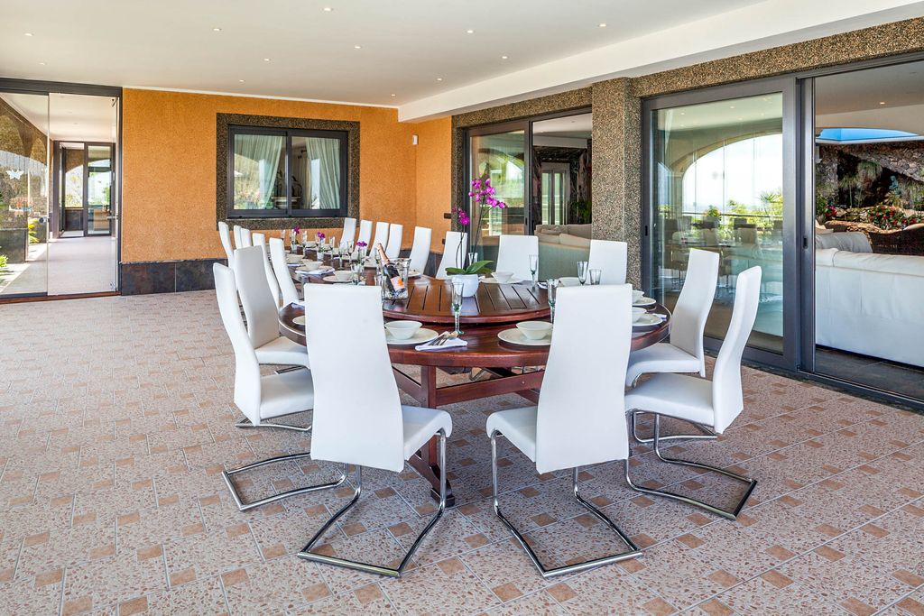 Villa Arabis Ibiza Olivers Travels 5