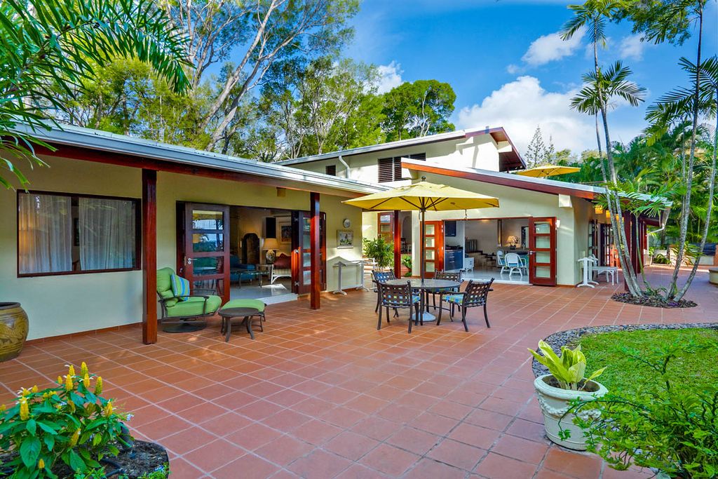 Villa Daiana Barbados Olivers Travels 4