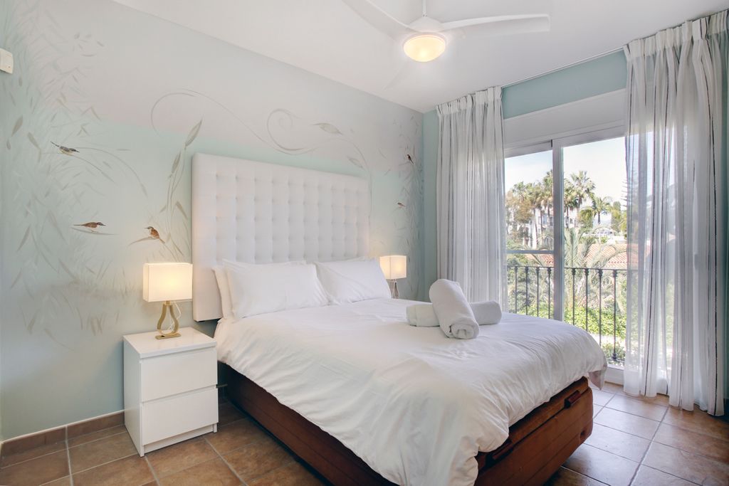 Villa Kalua Costa del Sol Olivers Travels 5