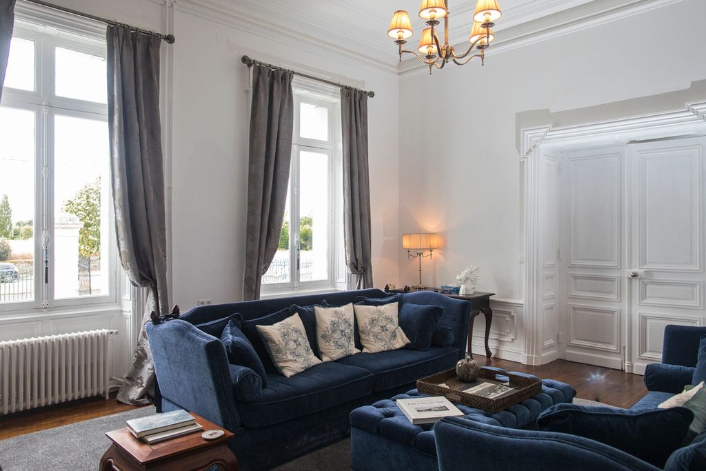 Chateau de la Vie Brittany Olivers Travels 2