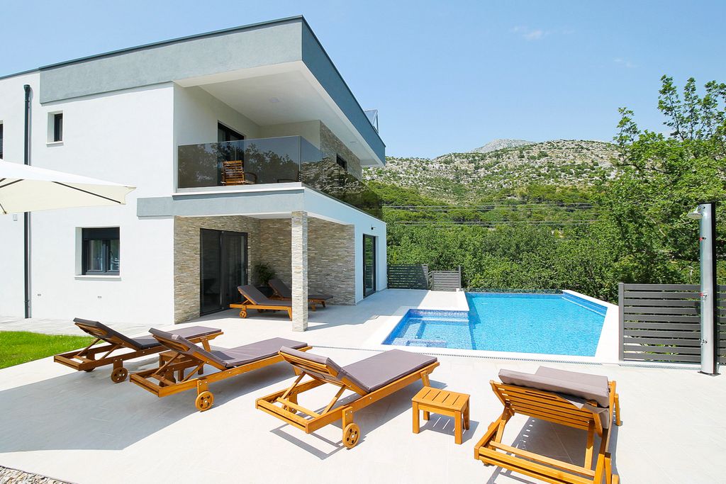 Villa Taitus Dalmatia Olivers Travels 1