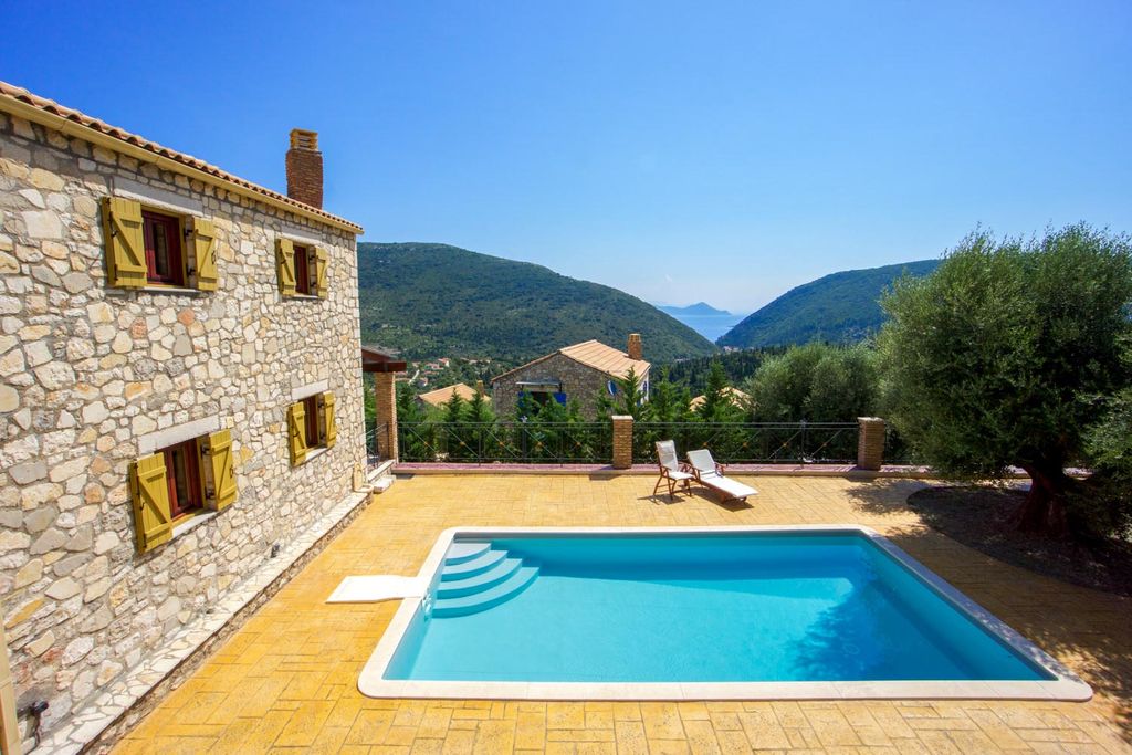 Peacock Villa Ithaca Olivers Travels 01