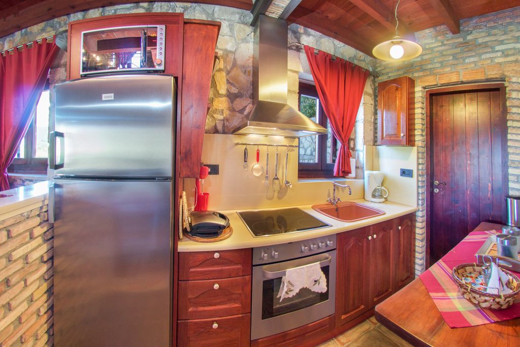 Crimson Villa Ithaca Olivers Travels 04