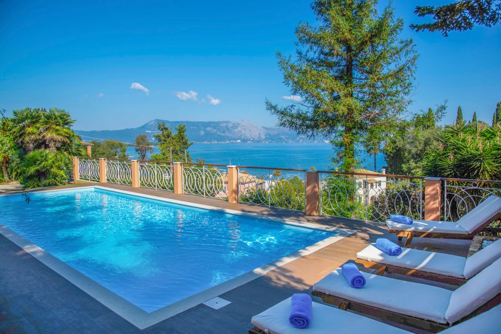 Duchess Alexandra Villa Corfu Greece Olivers Travels 2