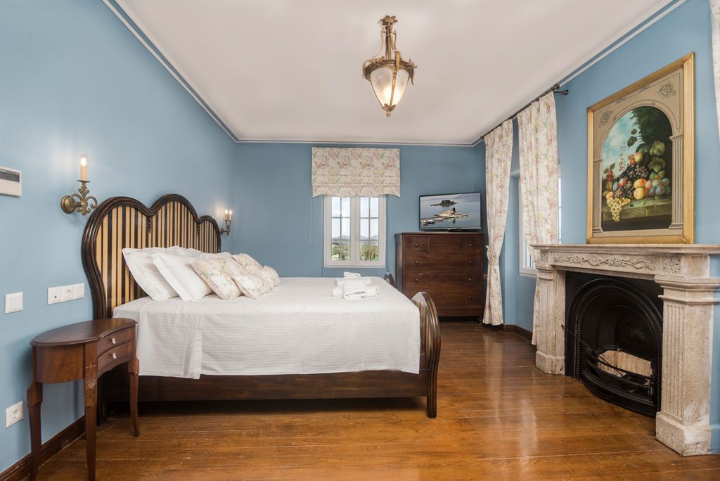 Duchess Alexandra Villa Corfu Greece Olivers Travels 5