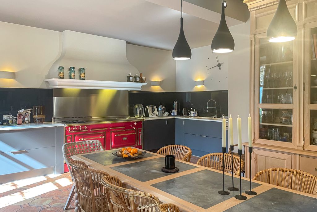 Mas Oriental Provence Olivers Travels 05