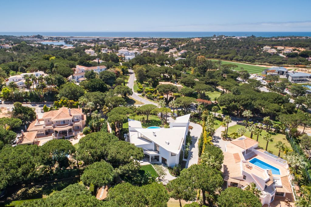 Villa Cadu Quinta do Lago Olivers Travels6