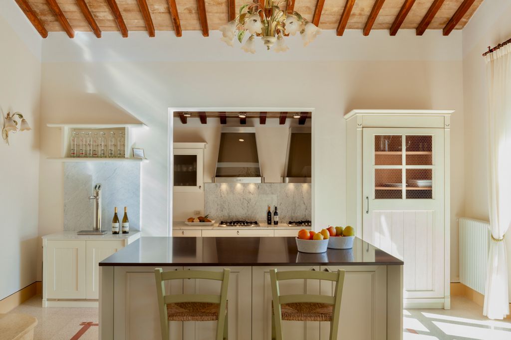 Bisenzio Farmhouse Umbria Olivers Travels3