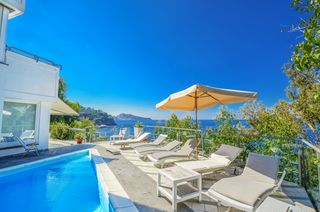 Villa Capitaneria Sorrento Olivers Travels 01