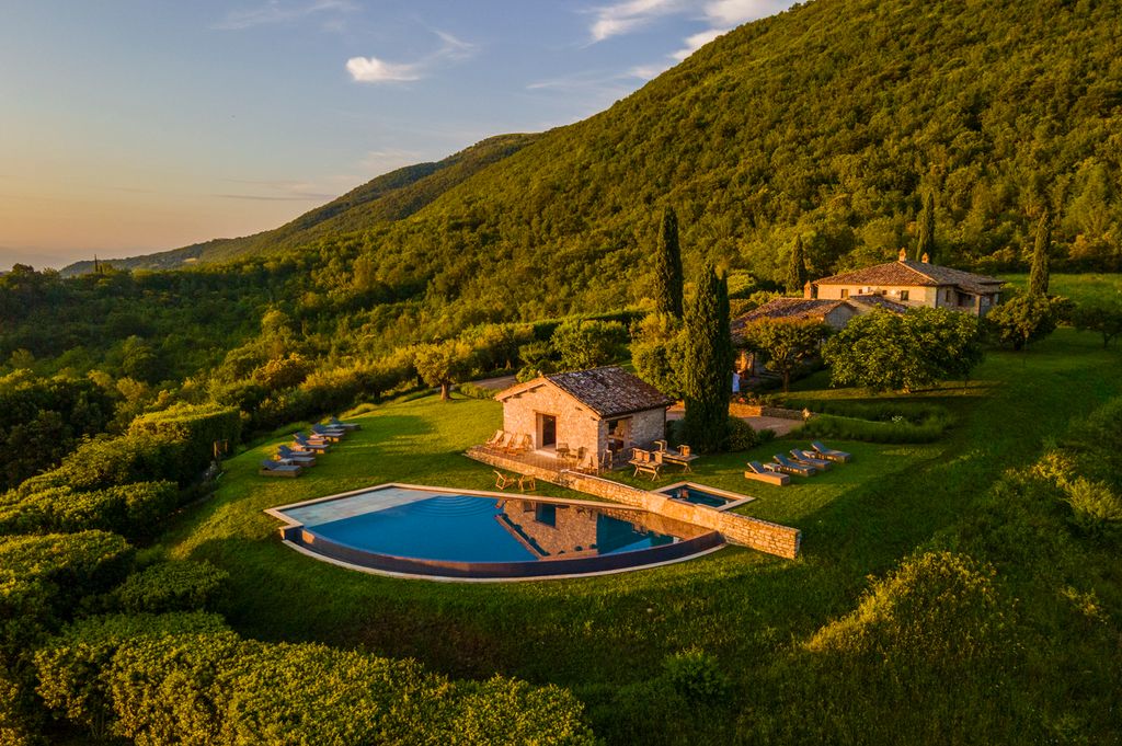 Villa Subtila Umbria Olivers Travls24