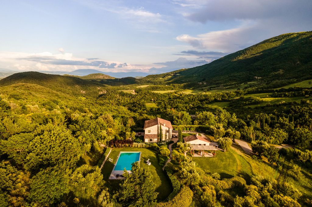 Villa Caminata Umbria OliversTravels 2