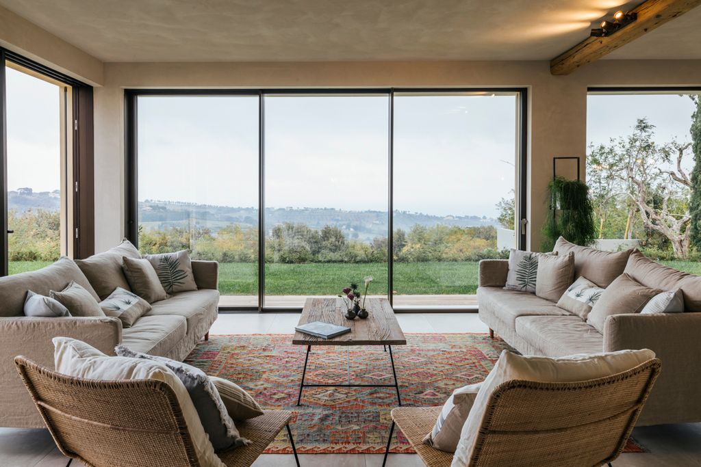 Villa Castelletto Marche Olivers Travels3
