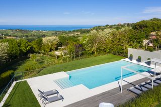 Villa Castelletto Marche Olivers Travels1