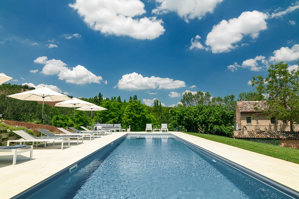 Villa Rossana Marche Olivers Trav 2