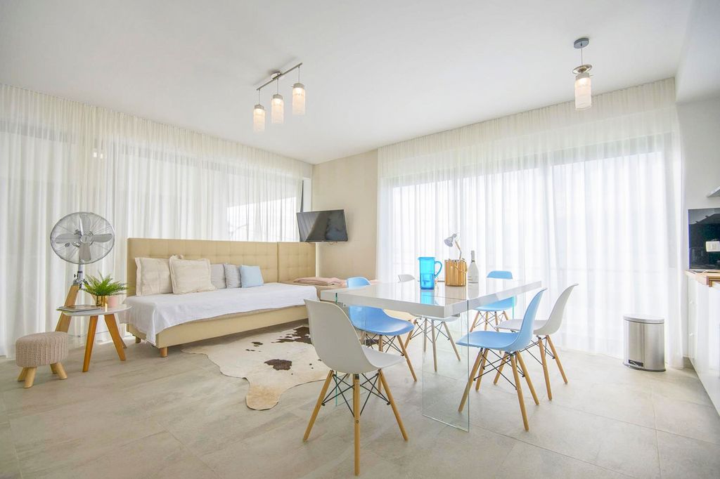 Villa Endless Blue Dalmatia Olivers Travels 3 01