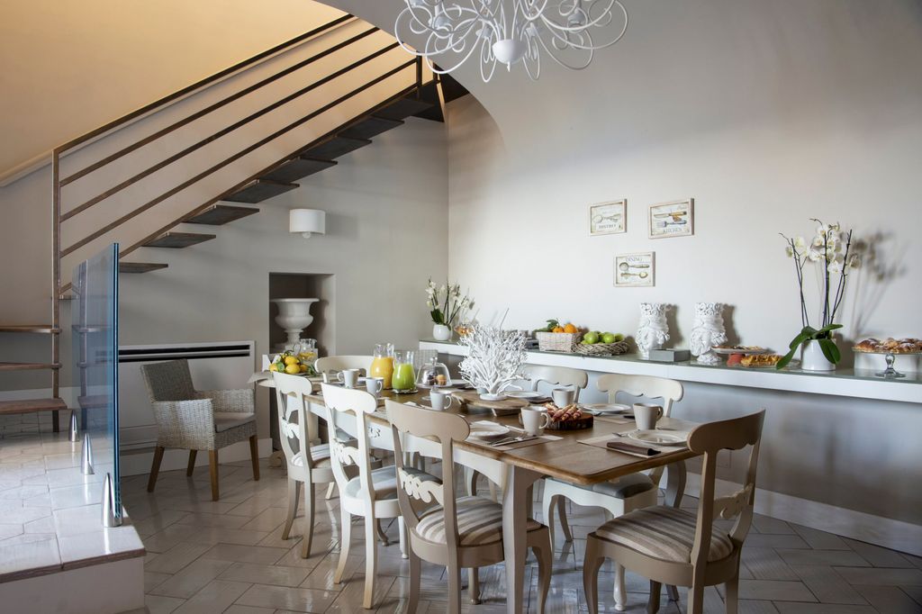 Casa Bernardino Sorrento Italy Olivers Travels1 4
