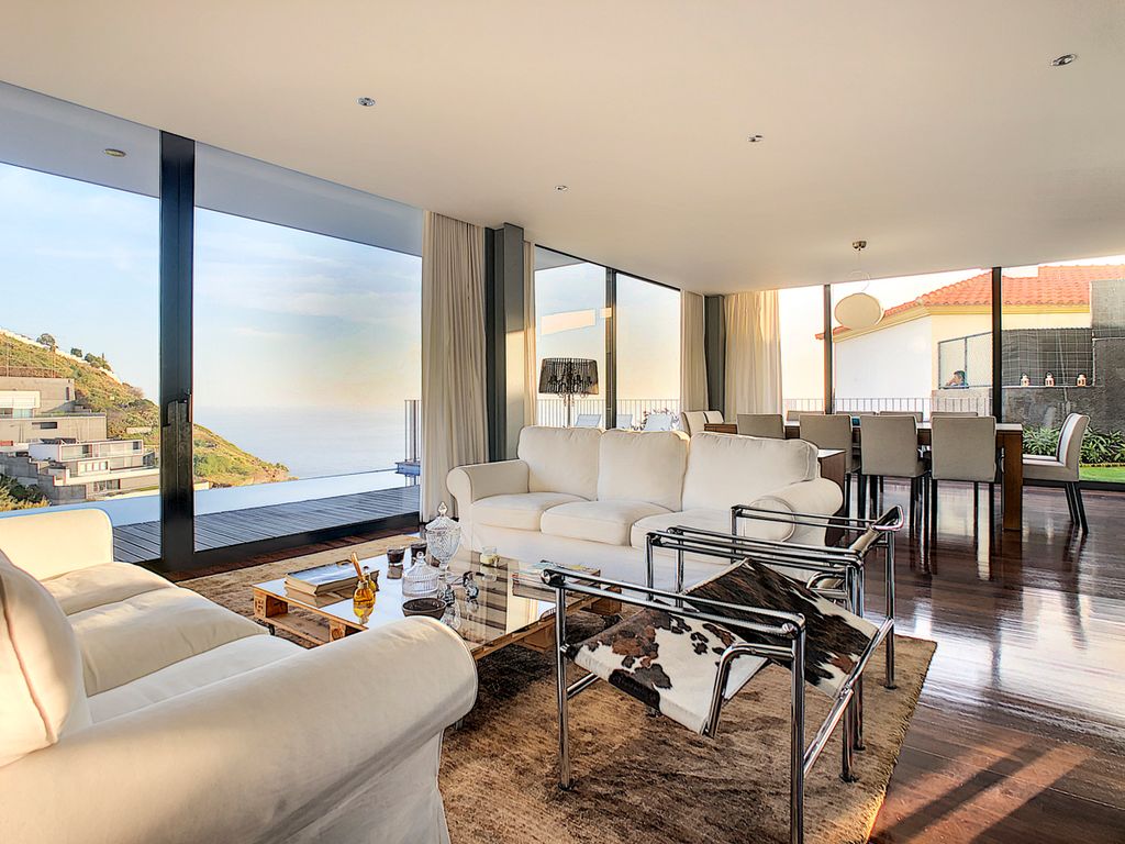 Villa Murilo Funchal Olivers Travels3