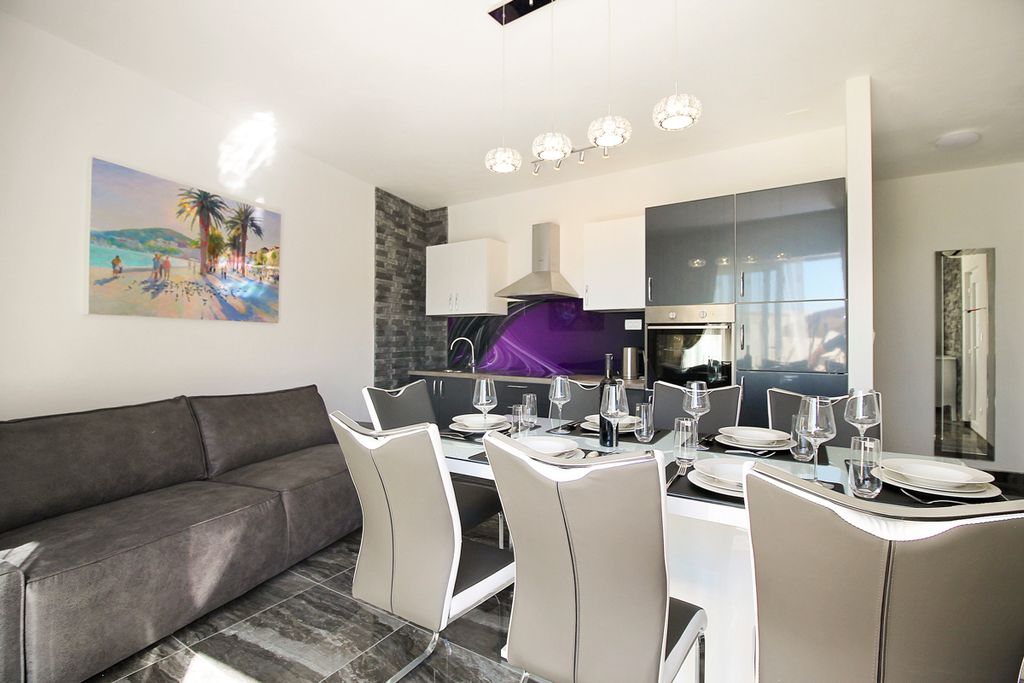 Villa Dafne Dalmatia Olivers Travels3