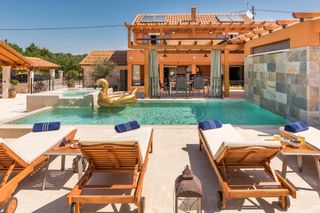Villa Klementina Dalmatia Olivers Travels 1 01