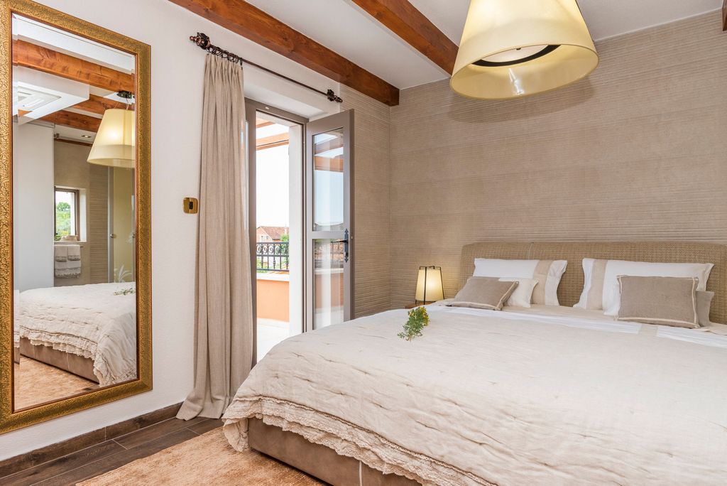 Villa Klementina Dalmatia Olivers Travels 5 01