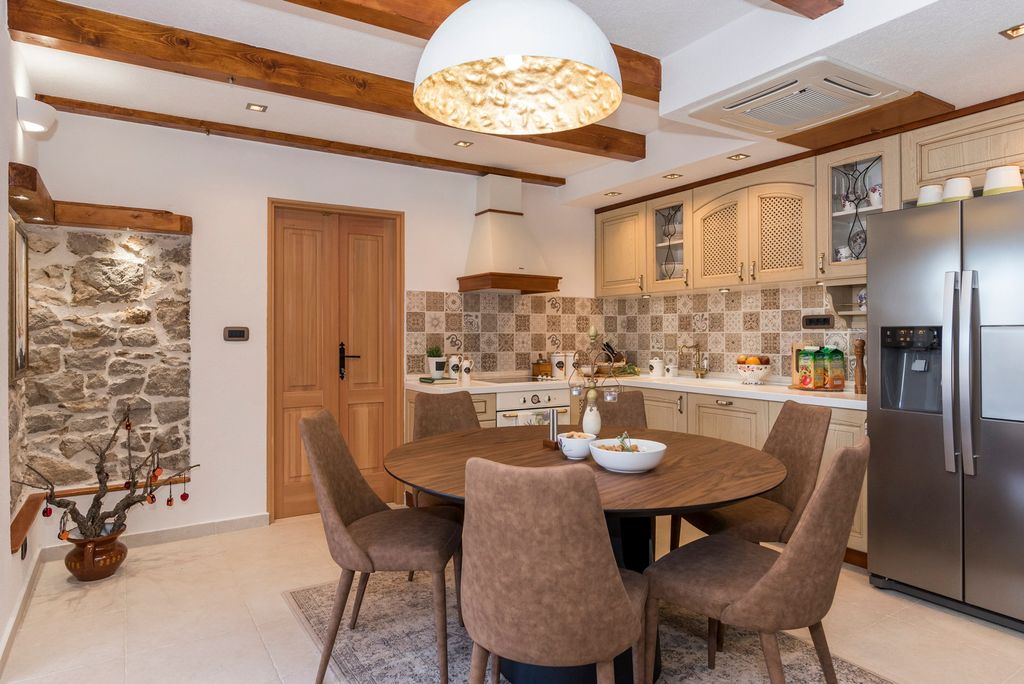 Villa Klementina Dalmatia Olivers Travels 4 01
