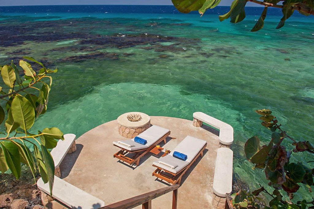 Maldonado Beach House Jamaica Olivers Travels 6