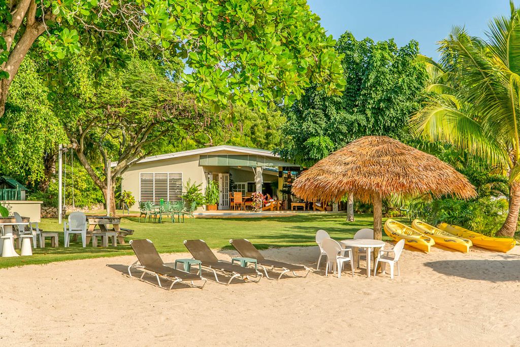 Raeni Lodge Jamaica Olivers Travels 7