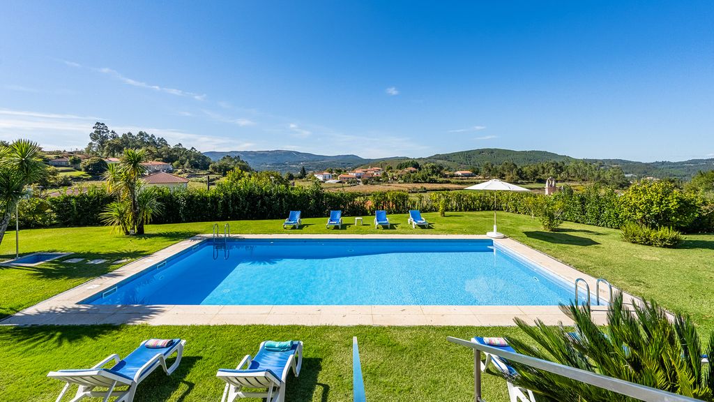 Villa Maricola Minho Olivers Travels 02