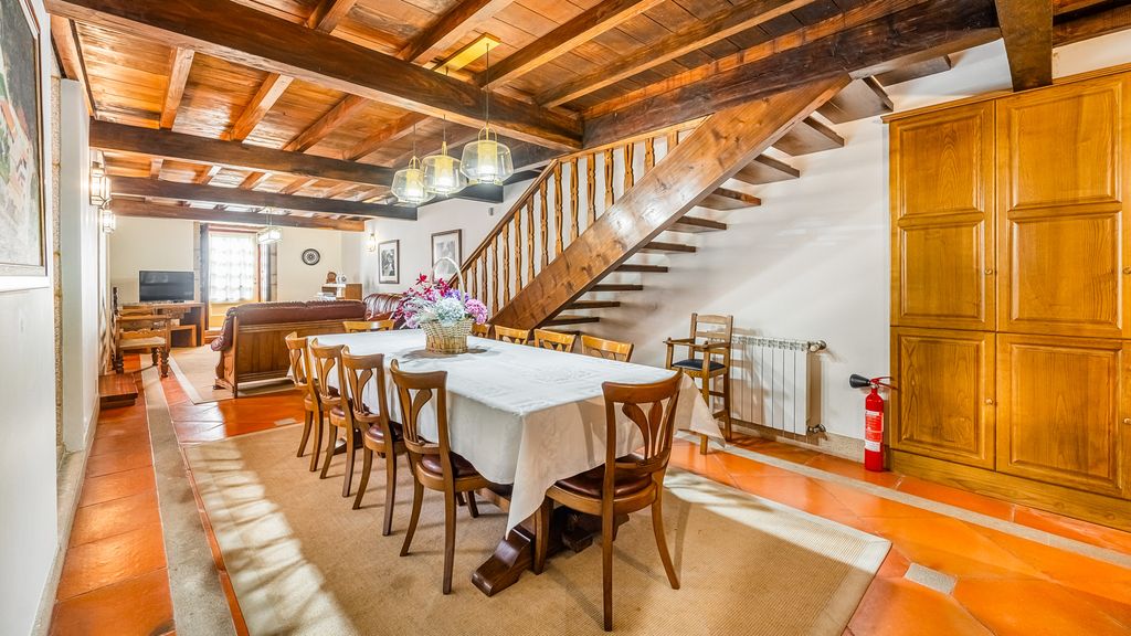 Villa Maricola Minho Olivers Travels 04